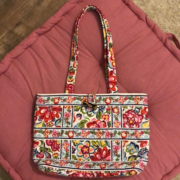 Vera Bradley Handbags - Vera Bradley Purse